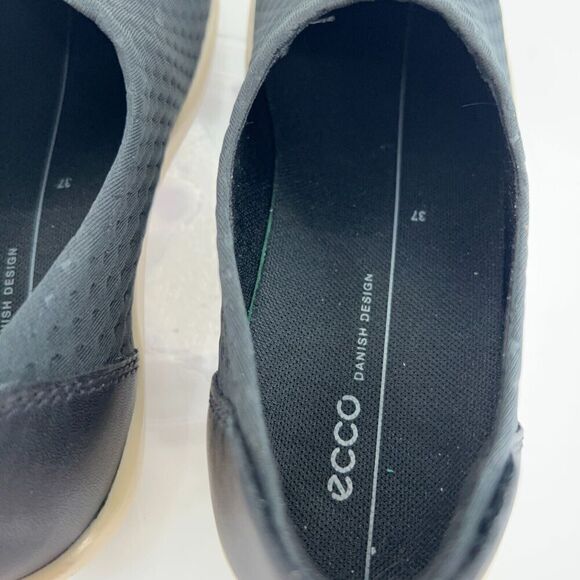 Ecco Women's Soft 2.0 Slip On Shoe Size 37 6 Black Fabric Casual Flat Stretchy - Picture 7 of 13